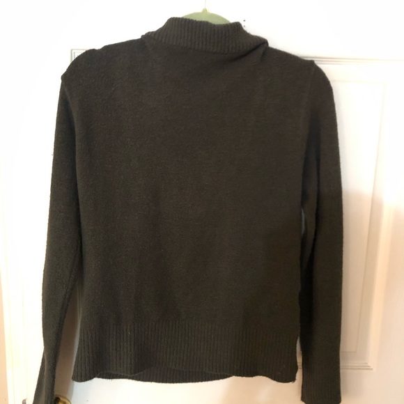 Sweater - Picture 3 of 4